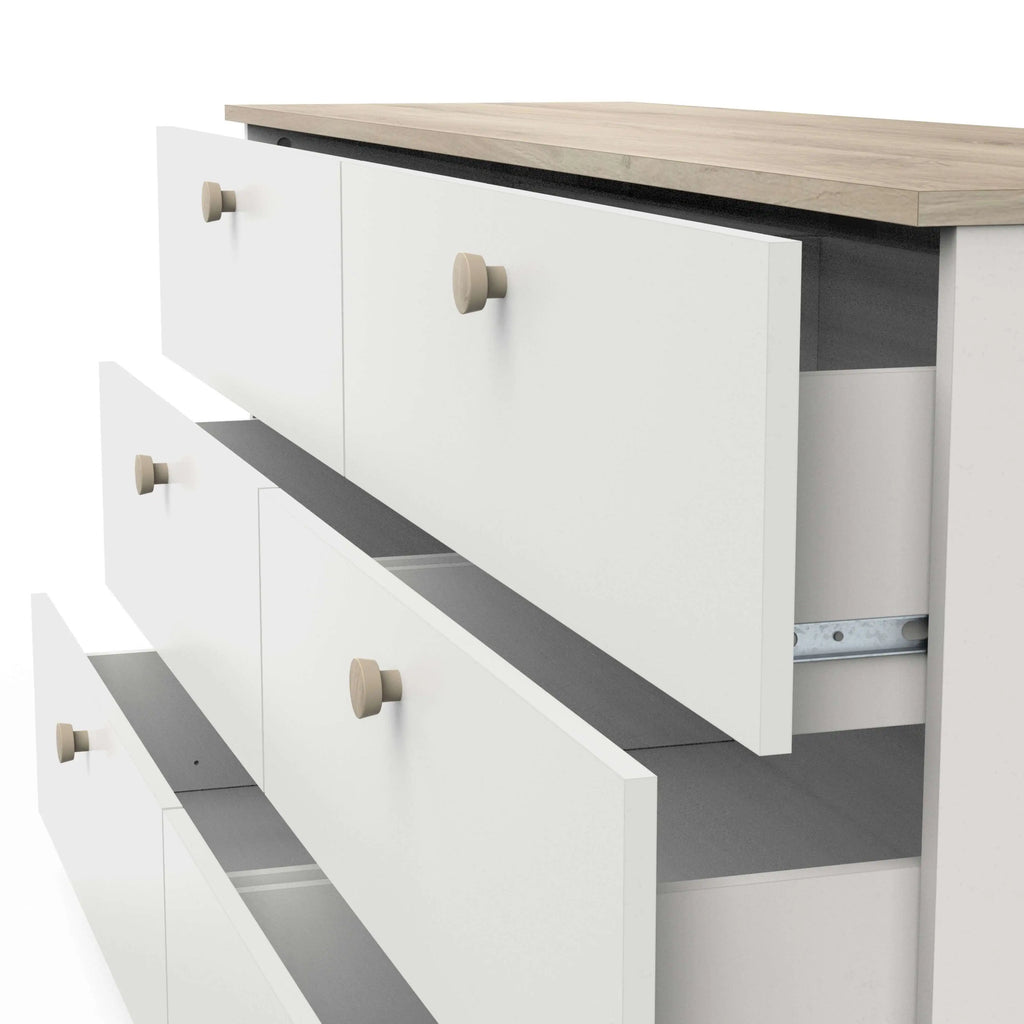 Cómoda Izzy en blanco mate y roble Kronberg, 150x77cm, estilo nórdico para dormitorio.