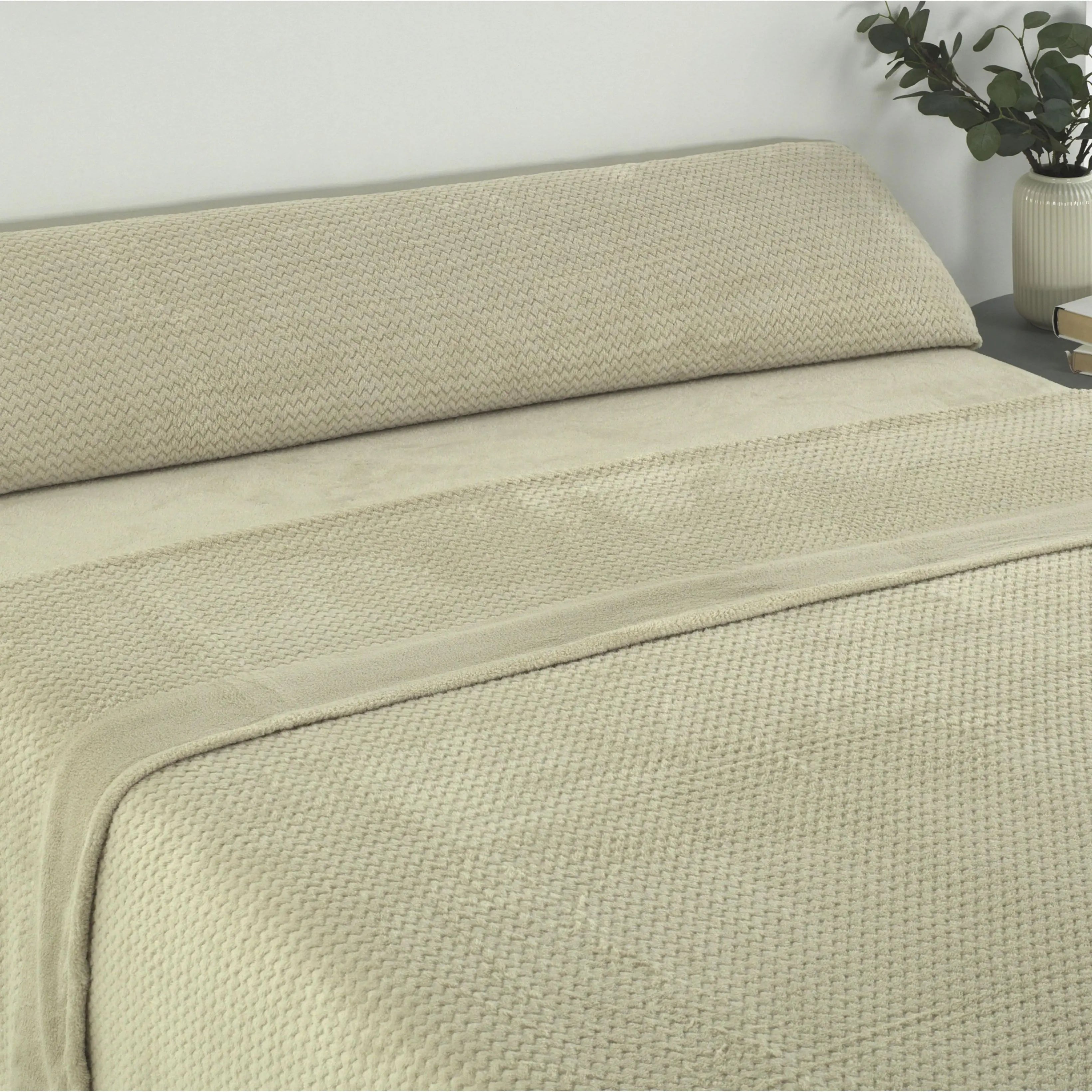 Juego de sábanas Coralina - Colección Invierno - Disponible en azul, beige y gris, y en tamaños para camas de 90 cm, 105 cm, 135 cm, 150 cm y 180 cm - Colección Donegal