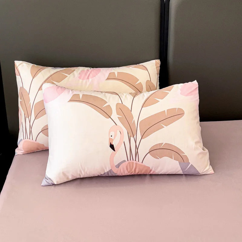 Juego de ropa de cama de 4 piezas con estampado de flamencos para camas de 135 cm/150 cm/180 cm, poliéster duradero, secado rápido, sábana bajera ajustable con bolsillo profundo para colchones de hasta 35 cm, ideal para primavera-verano de Polaristar.