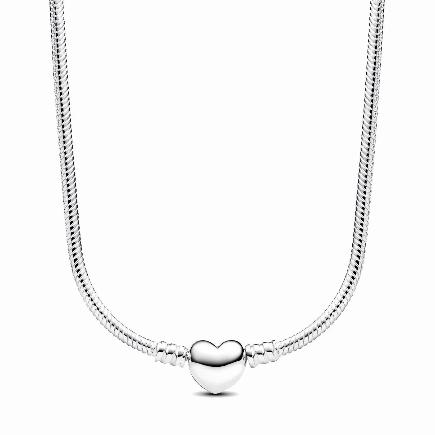 Collar Pandora Moments con cierre de corazón 393091 C00-45