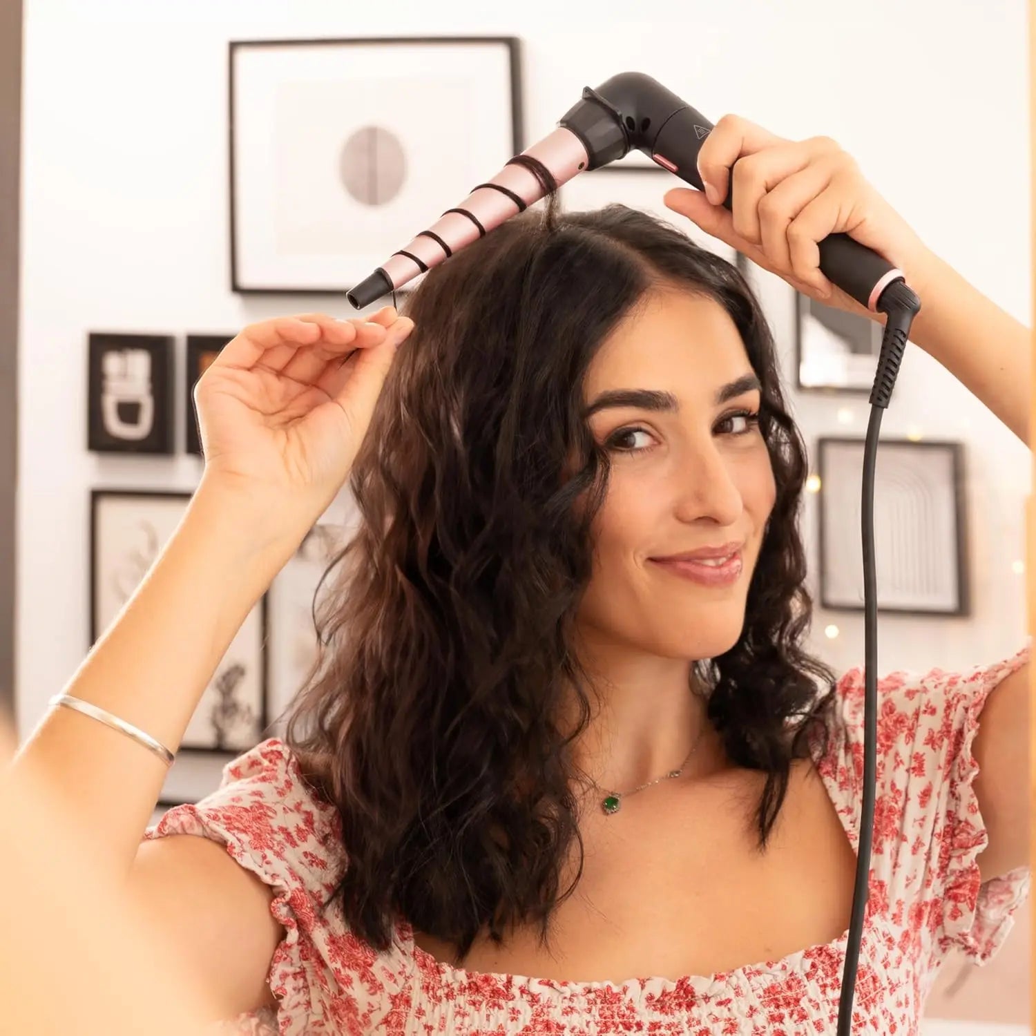Rizador de pelo multicabezal Cecotec Surfcare Multiwaves, 5 cabezales, revestimiento cerámico, temperatura regulable de 140 a 200º, guante térmico, estuche, 2 pinzas, cabezal especial de 90º.