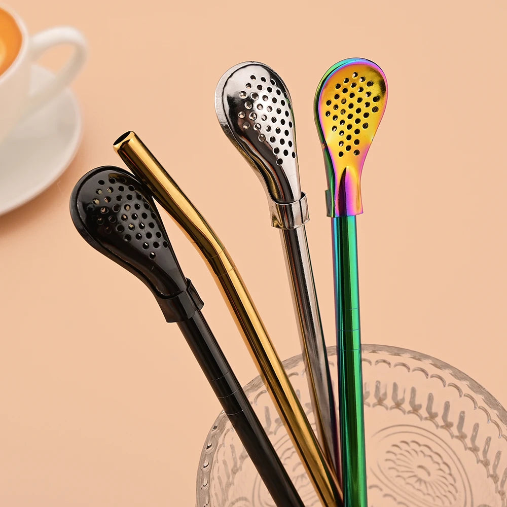 Juego de 5 pajitas de acero inoxidable plateadas lavables y reutilizables para yerba mate, con filtro tipo cuchara, ideales para coctelerías y accesorios de bar.