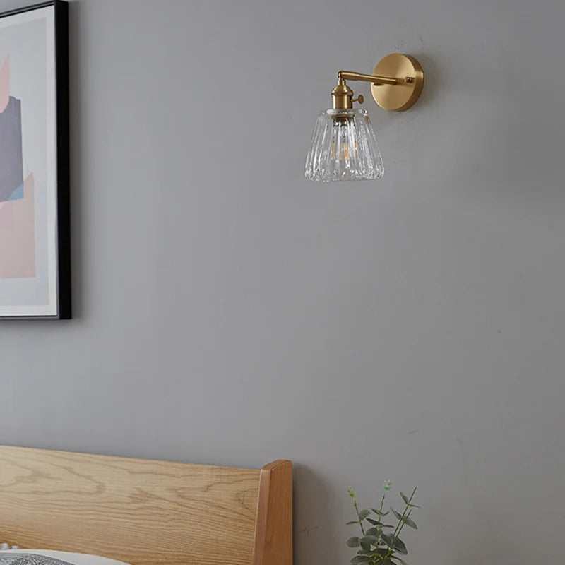 Lámpara de pared nórdica moderna, sencilla, de lujo, de latón y cristal, estilo retro japonés, ideal para sala de estar, dormitorio, cabecero de cama, espejo de baño o como foco.