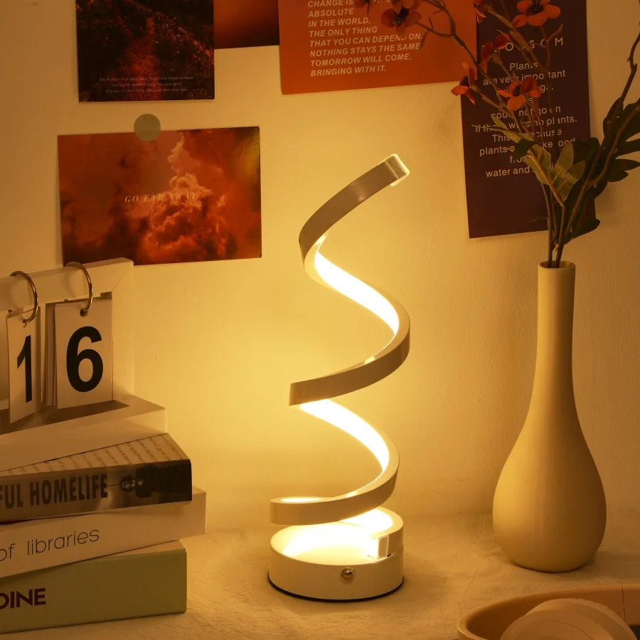 Lámpara de escritorio espiral moderna de lujo en blanco y negro con carga fácil, control táctil de 3 colores y 10 niveles de atenuación para hoteles.