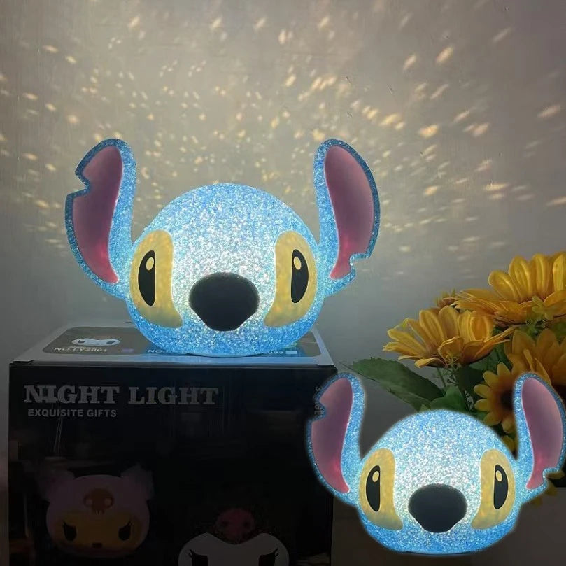 Lámpara de noche con proyección de partículas de Lilo & Stitch, lámpara de lectura de muñecos 3D de Lilo y Stitch, lámpara de escritorio creativa para niños.