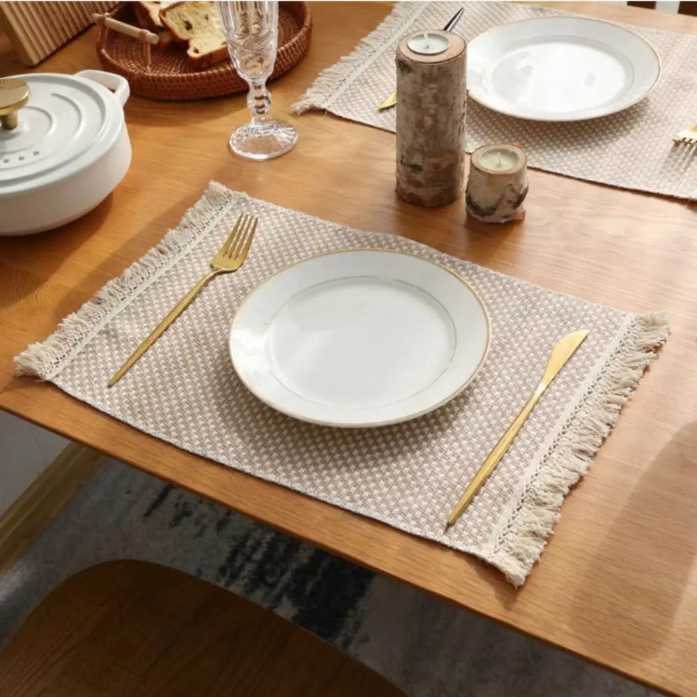 1 unidad de manteles individuales cuadrados creativos para mesa de comedor con encaje, de yute natural. Manteles individuales para mesa de comedor y cocina. Decoración de mesa de yute color caqui.