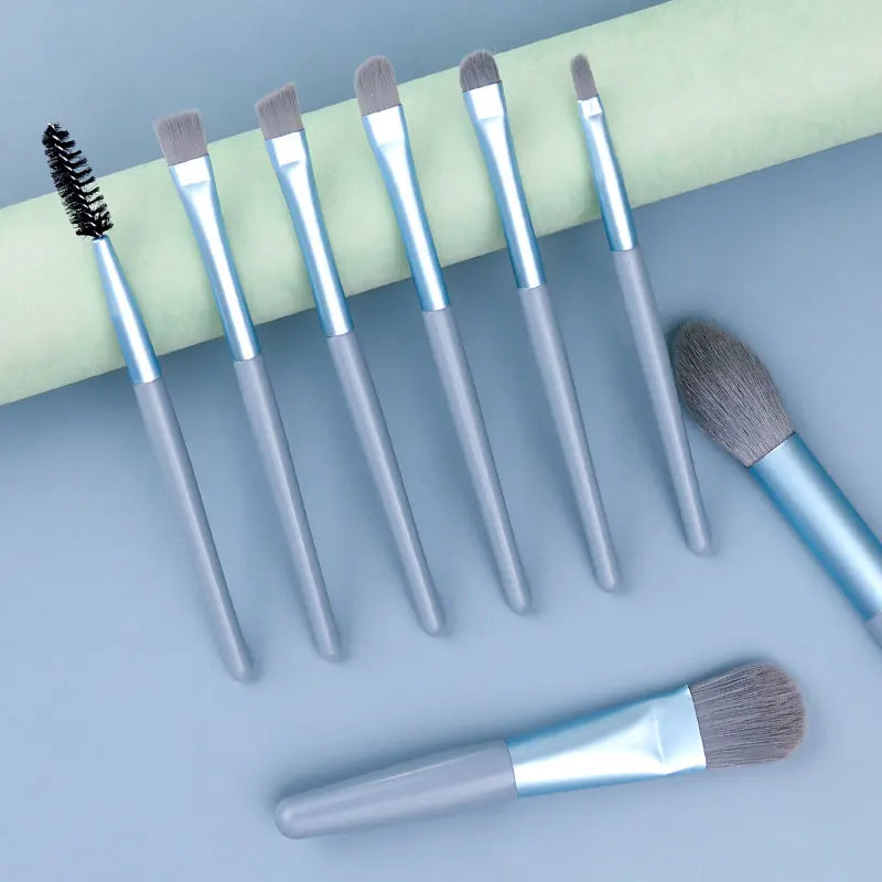 Set de 8 brochas de maquillaje, kit de viaje con neceser, mini brocha para sombras de ojos, base, polvos sueltos, colorete y brocha de precisión. Herramientas de belleza.