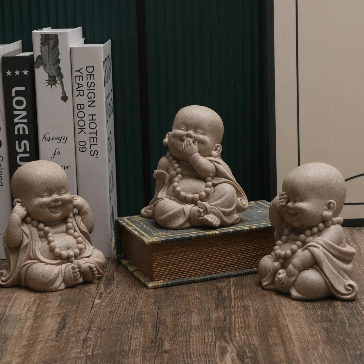 Figura de monje de inspiración zen: encantadoras figuras de resina para la decoración de micro paisajes.