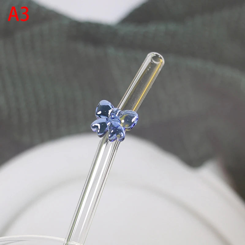 1 pajita de vidrio de 8 mm, reutilizable, con diseño de mariposa, resistente al calor, ideal para fiestas, bodas, cócteles, bares y playas.