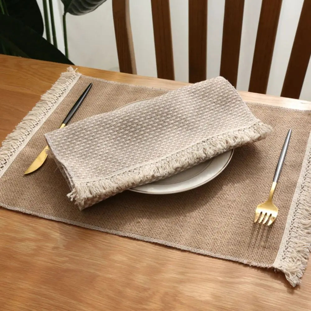 1 unidad de manteles individuales cuadrados creativos para mesa de comedor con encaje, de yute natural. Manteles individuales para mesa de comedor y cocina. Decoración de mesa de yute color caqui.