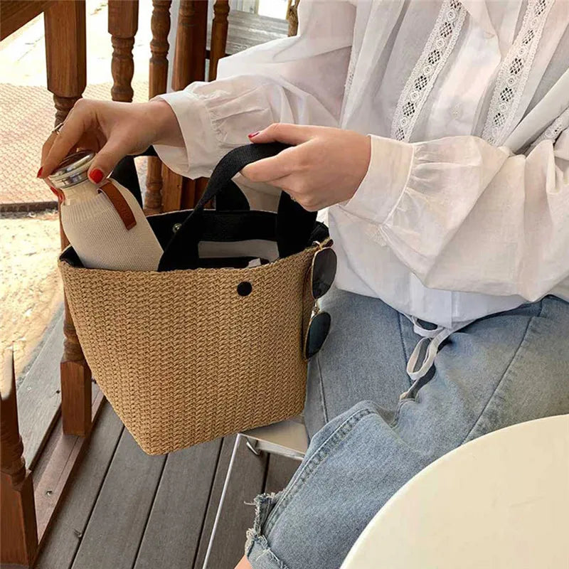 Bolso bandolera de paja playera para mujer, estilo bohemio, de verano, de ratán tejido, tipo cubo, hecho a mano.