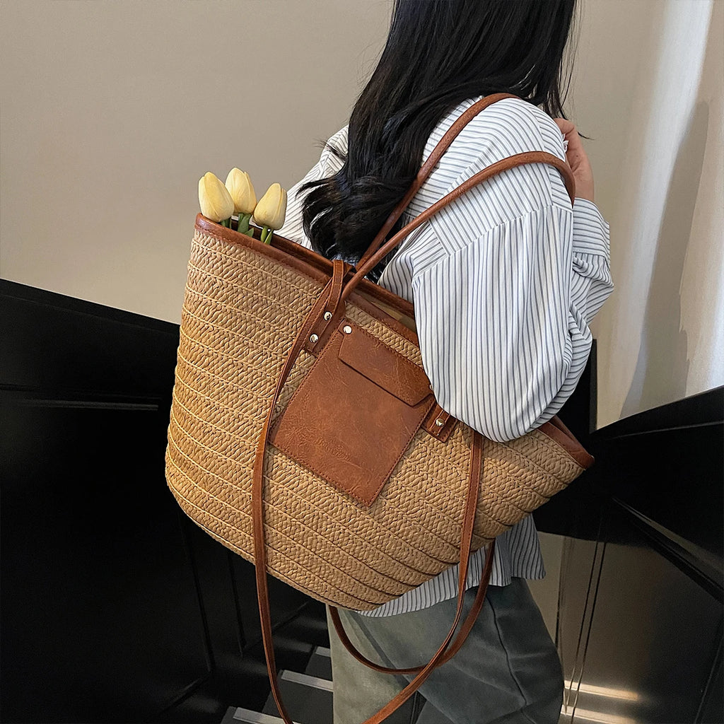 Bolso de un solo hombro, bolso de paja tejido estilo bosque para mujer, bolso de playa tejido para vacaciones, bolso de verano hecho a mano, nuevo estilo para combinar con faldas, bolso grande para ir al trabajo, al trabajo y a viajar.