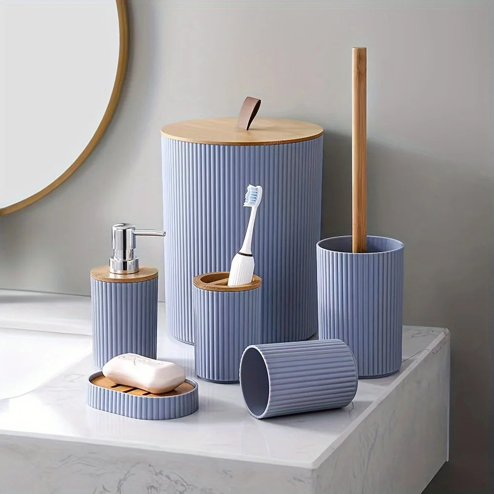 Juego de baño de 6 piezas con cubo de basura, portacepillos de dientes, dispensador de loción y jabón, jabonera, cepillo de inodoro y accesorios de baño.