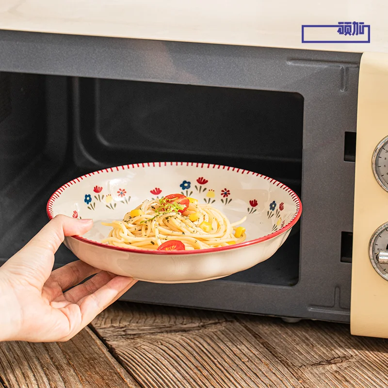 Vajilla de cerámica vintage de alta calidad: cuenco para sopa, plato para ensalada y plato para pasta. Apta para microondas. Juego de platos y cuencos de cerámica de colores.