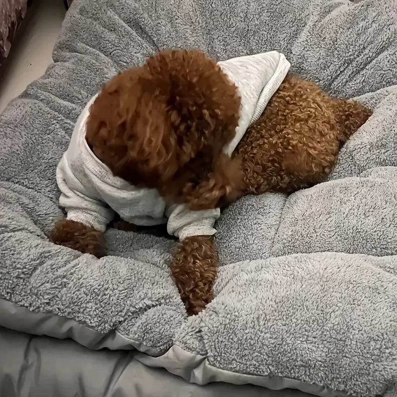 Cama de felpa extragrande para perros y gatos, sofá, colchoneta para jaula, alfombrilla de poliéster ultrasuave para mascotas de todos los tamaños, adorable sofá rectangular.