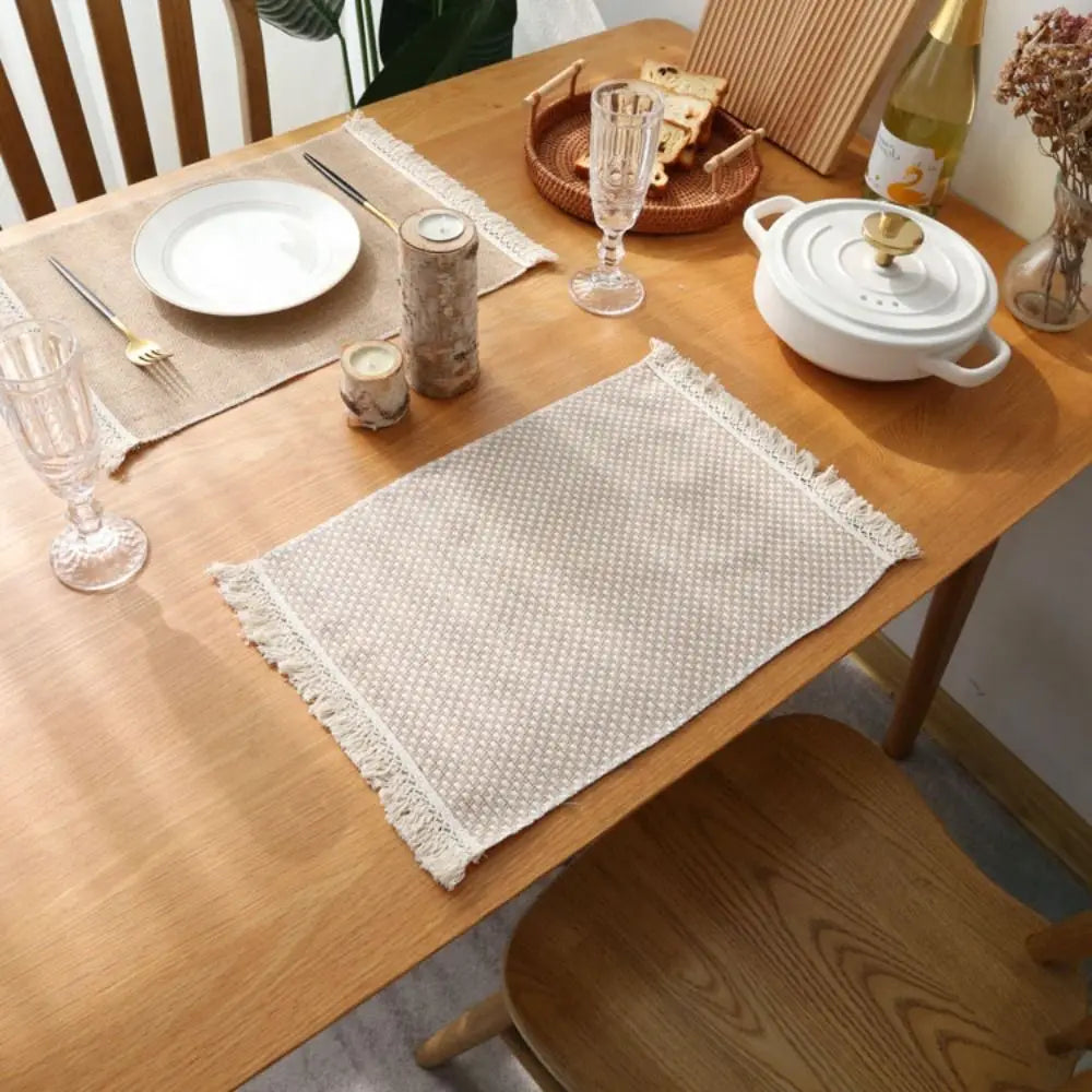 1 unidad de manteles individuales cuadrados creativos para mesa de comedor con encaje, de yute natural. Manteles individuales para mesa de comedor y cocina. Decoración de mesa de yute color caqui.