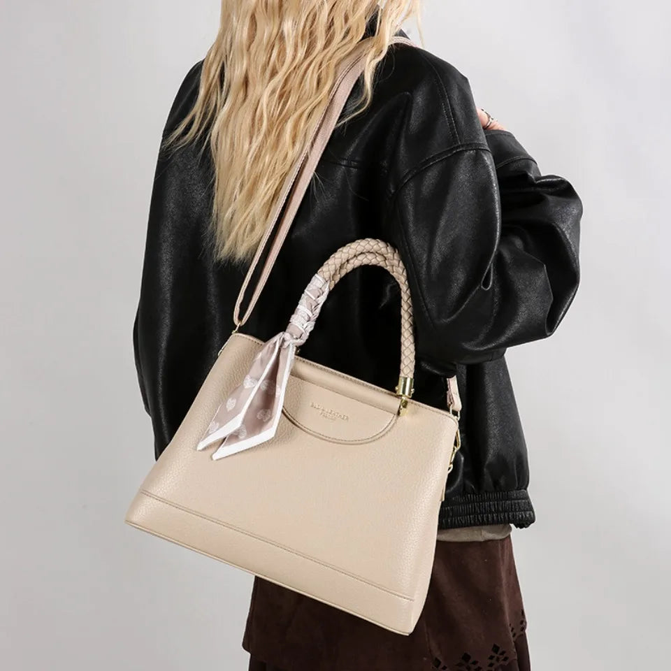 Bolsos de hombro y bandoleras de lujo de diseñador para mujer. Bolsos de mujer con asa tejida y bufanda de piel sintética de alta calidad. Bolsos de mano informales tipo tote.