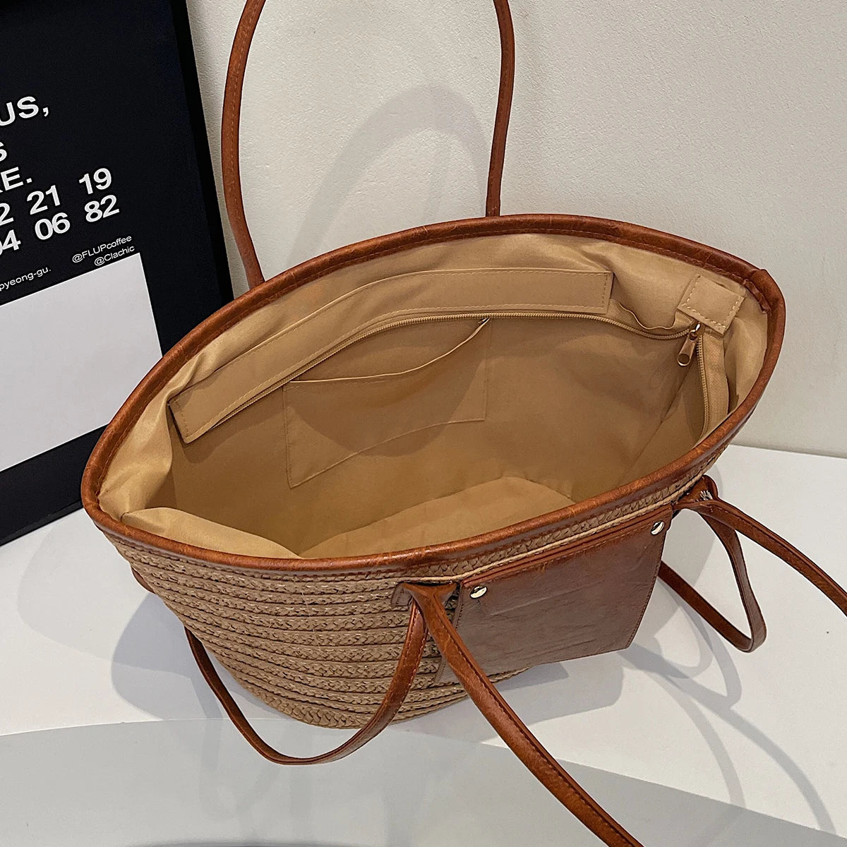 Bolso de un solo hombro, bolso de paja tejido estilo bosque para mujer, bolso de playa tejido para vacaciones, bolso de verano hecho a mano, nuevo estilo para combinar con faldas, bolso grande para ir al trabajo, al trabajo y a viajar.
