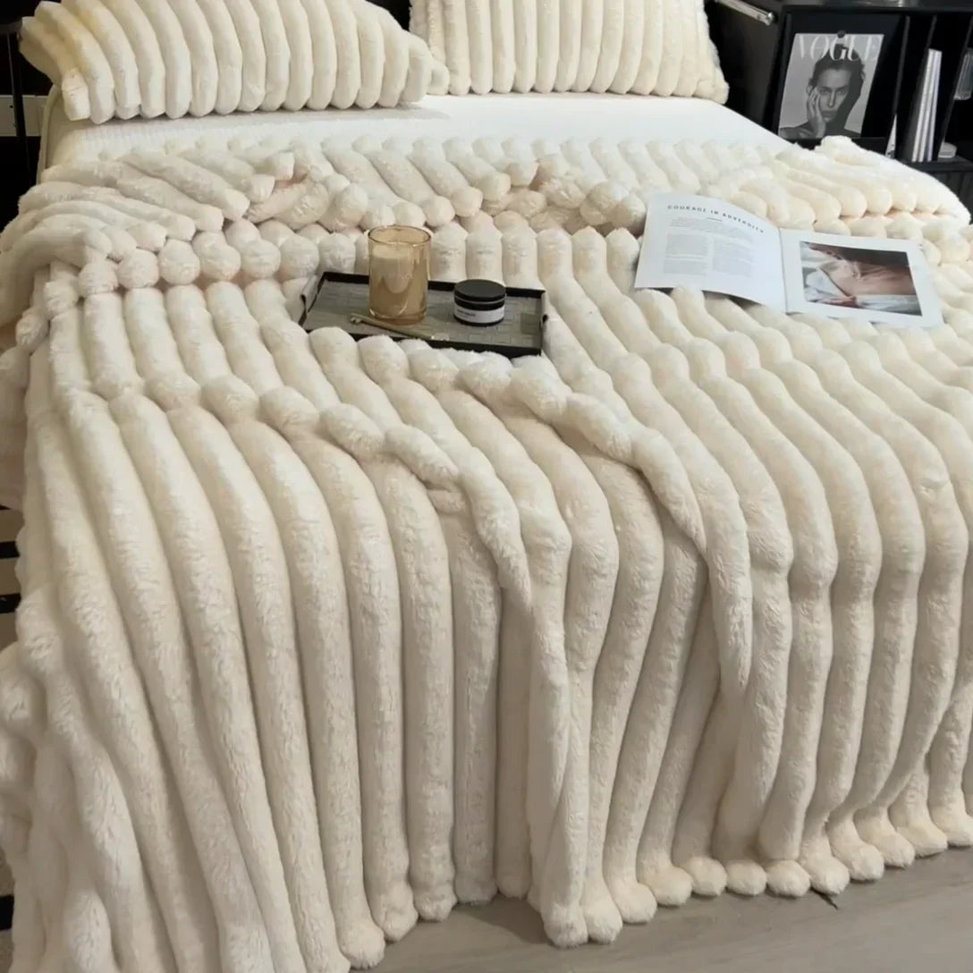 Nuevas mantas de felpa de conejo artificial cálidas de otoño para camas, manta suave de forro polar coral para sofá, sábana gruesa y cómoda