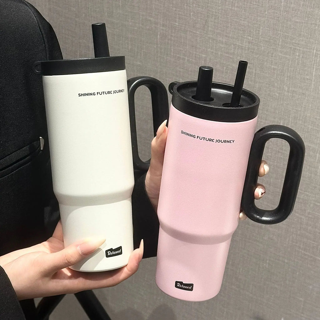 Termo de acero inoxidable de 720 ml con pajita y asa, ideal para café helado, bebidas, viajes en coche y actividades al aire libre.
