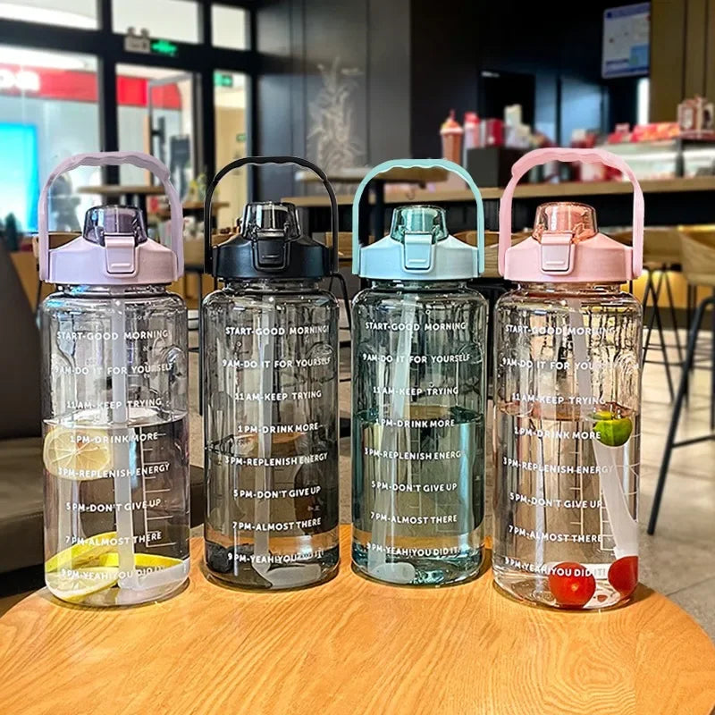 Botella de agua grande de 2 litros, portátil, con pajita de plástico, ideal para viajes, deportes y fitness. Vaso grande de alta calidad, universal para adultos.