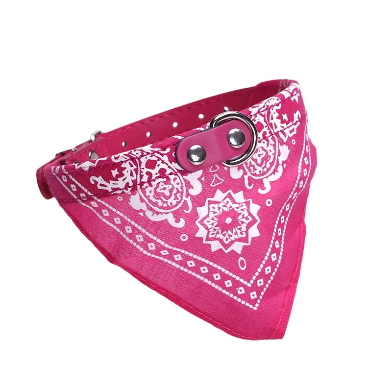 Collar PU para perros y gatos con bufanda para perros pequeños y medianos Chihuahua Corgi Cachorros Collares ajustables Suministros para mascotas accesorios para perros