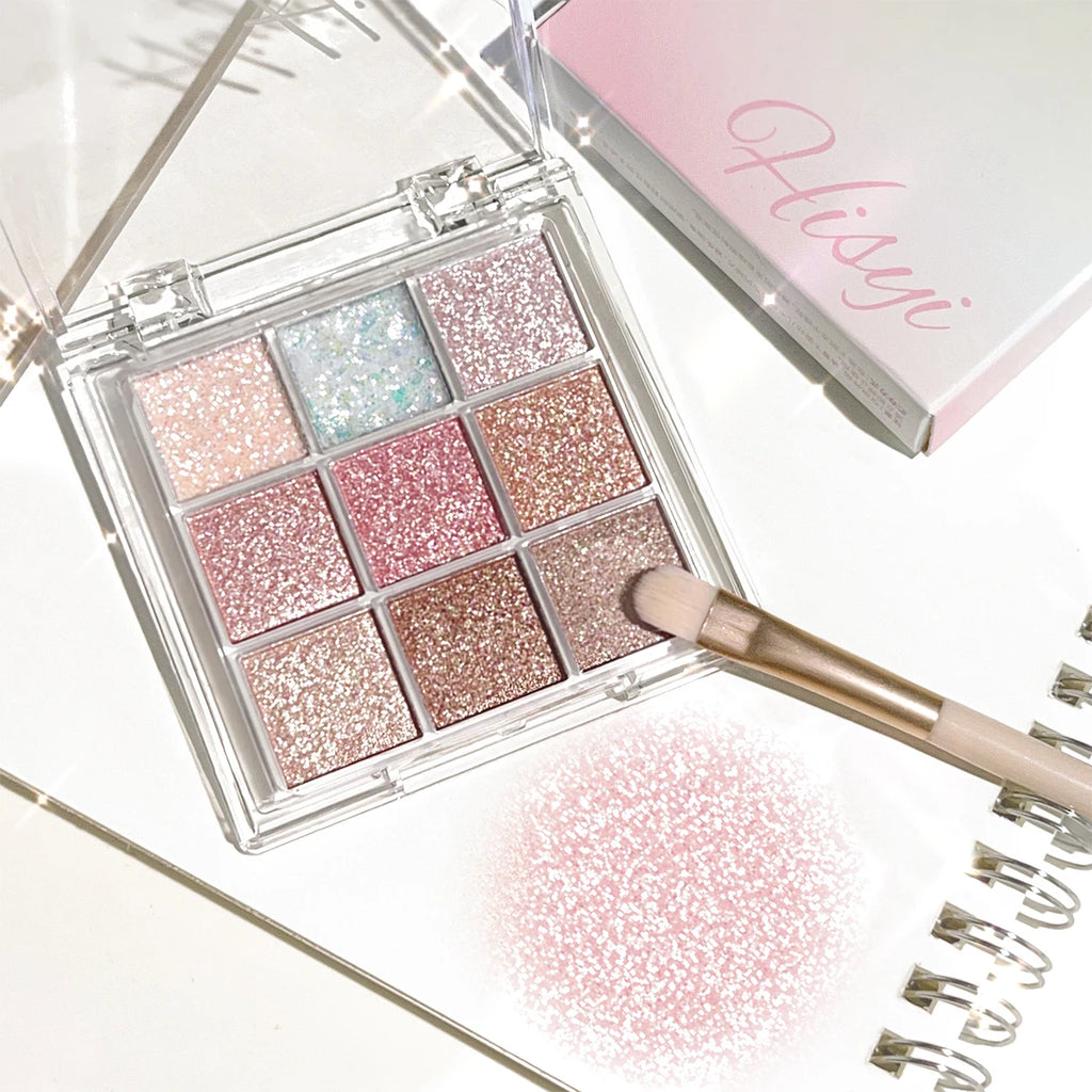 Paleta de sombras de ojos de nueve colores con perlas, brillo sutil, destellos superpuestos, purpurina brillante y colores vibrantes. Nueva.