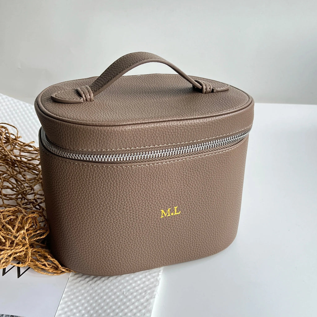 Bolsa de viaje portátil personalizable con nombre personalizable - Neceser extraíble con compartimento separado para artículos de aseo - Piel granulada