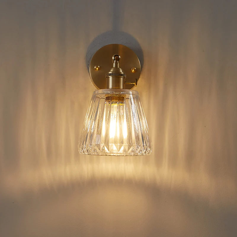 Lámpara de pared nórdica moderna, sencilla, de lujo, de latón y cristal, estilo retro japonés, ideal para sala de estar, dormitorio, cabecero de cama, espejo de baño o como foco.