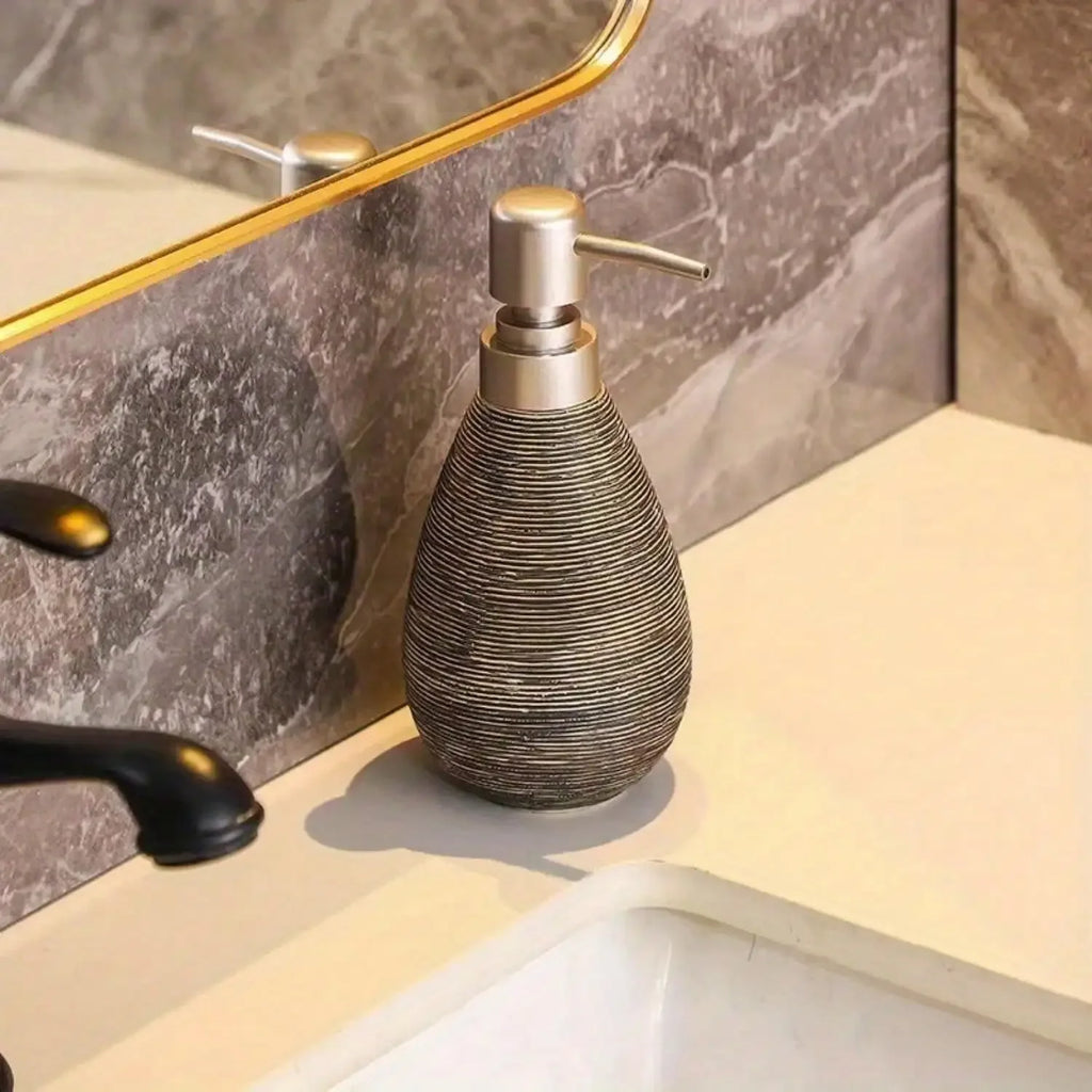 Dispensador de jabón cerámico de estilo retro con bomba, ideal para baños, cocinas y aseos.