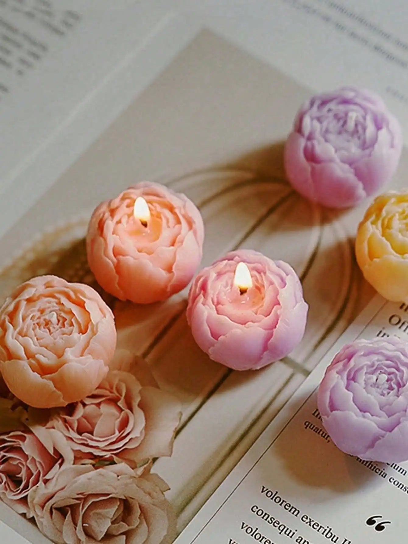 Juego de 4 velas aromáticas de rosas hechas a mano, velas perfumadas, velas con forma de ramo hechas a mano, decoración para el hogar, ideales como regalo de San Valentín.