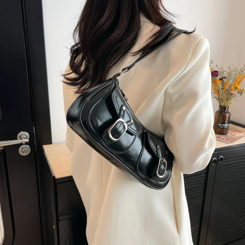 Bolso baguette de piel sintética: bolso de mano con dos bolsillos y bandolera para mujer | Colección otoño/invierno 2025, color liso, estilo vintage Y2K