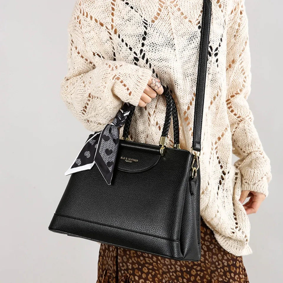 Bolsos de hombro y bandoleras de lujo de diseñador para mujer. Bolsos de mujer con asa tejida y bufanda de piel sintética de alta calidad. Bolsos de mano informales tipo tote.