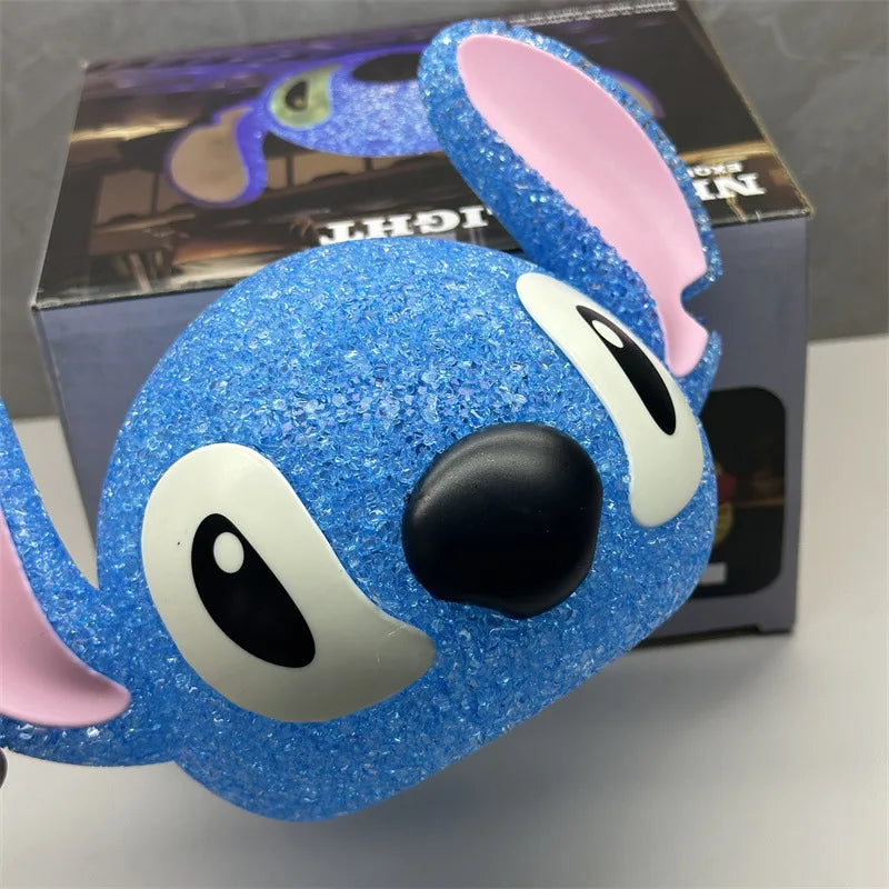 Lámpara de noche con proyección de partículas de Lilo & Stitch, lámpara de lectura de muñecos 3D de Lilo y Stitch, lámpara de escritorio creativa para niños.
