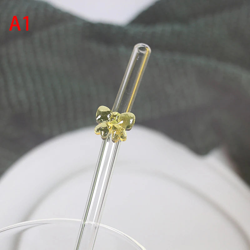 1 pajita de vidrio de 8 mm, reutilizable, con diseño de mariposa, resistente al calor, ideal para fiestas, bodas, cócteles, bares y playas.