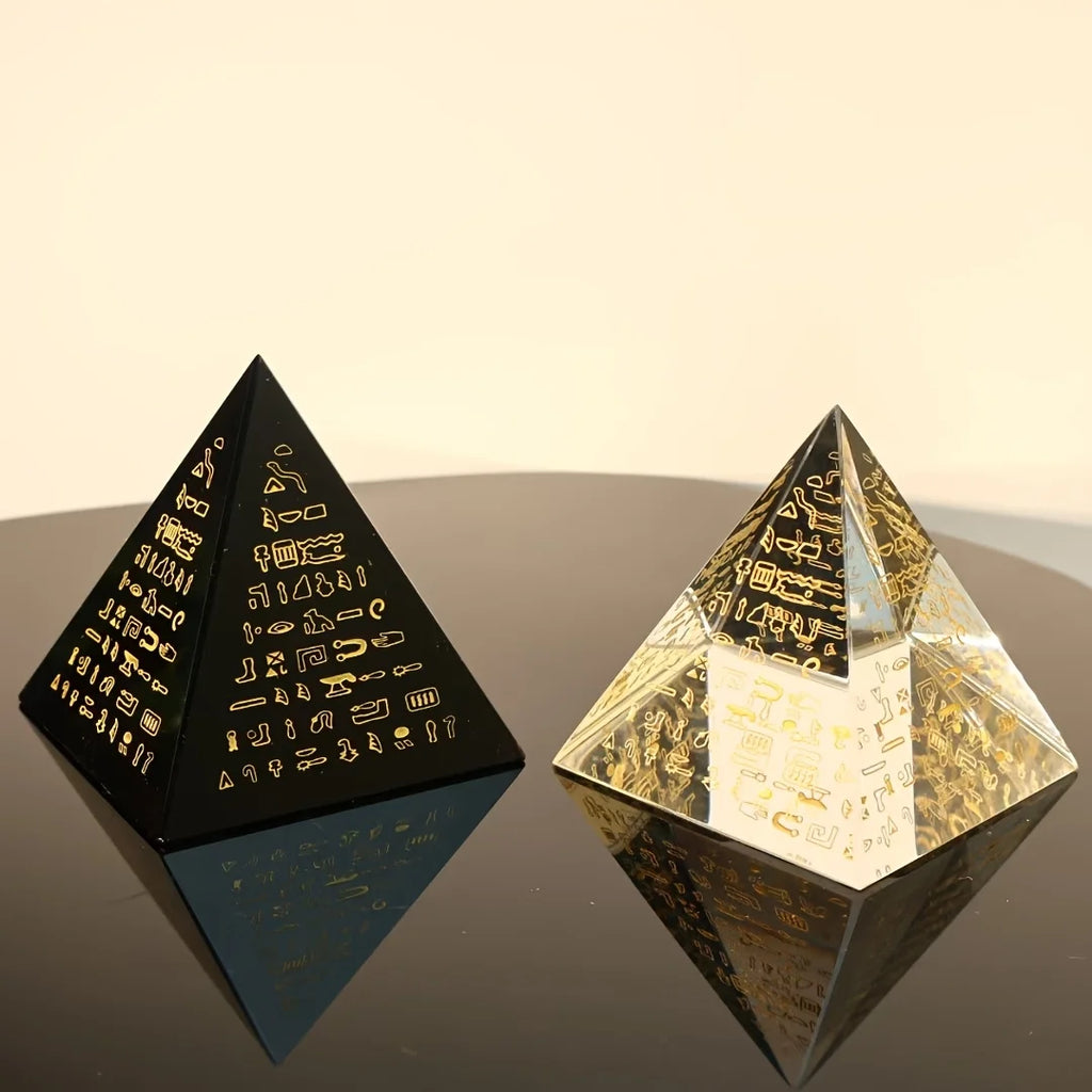 Adorno de pirámide de cristal con jeroglíficos del antiguo Egipto, decoración inspirada en la cultura histórica, ideal para coleccionistas y como regalo. Adorno de cristal para el hogar.