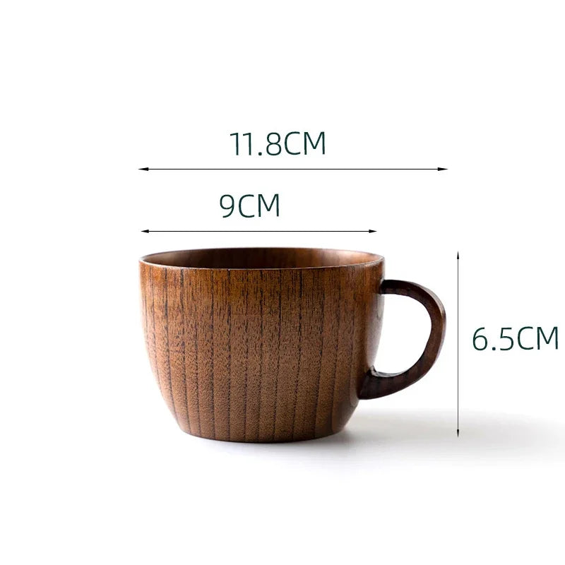 Tazas de madera grandes hechas a mano con madera de abeto natural. Tazas para cerveza, té, café, leche y agua. Artículos de cocina y bar.