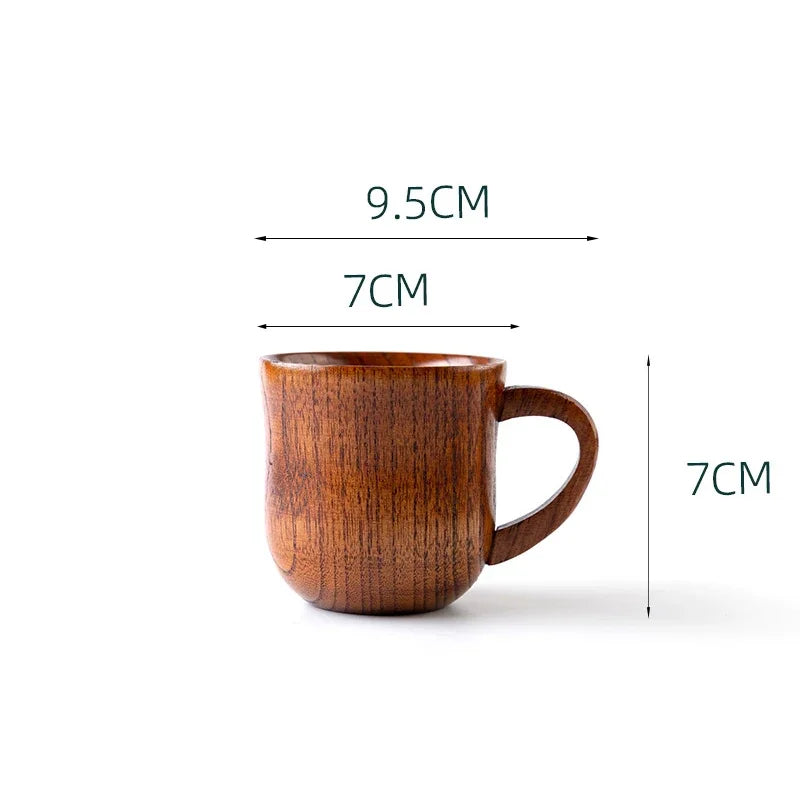Tazas de madera grandes hechas a mano con madera de abeto natural. Tazas para cerveza, té, café, leche y agua. Artículos de cocina y bar.
