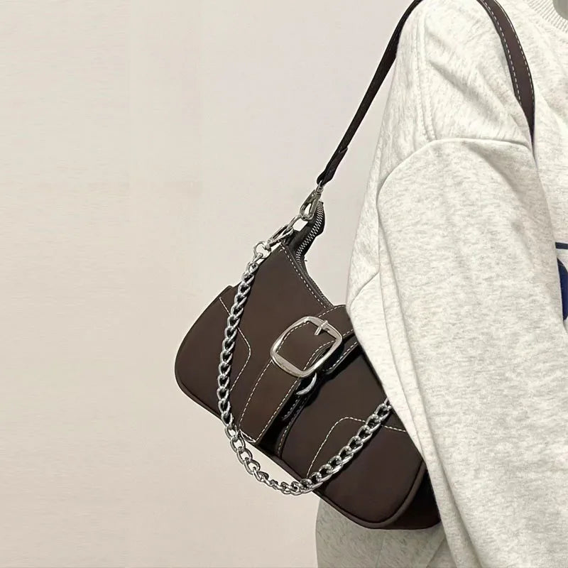 Bolso retro esmerilado para llevar debajo del brazo, nuevo bolso baguette minimalista para mujer, bolso pequeño bandolera de un solo hombro, moderno y versátil.